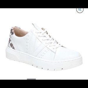 Vionic Women's Simasa Platform Sneaker 7.5